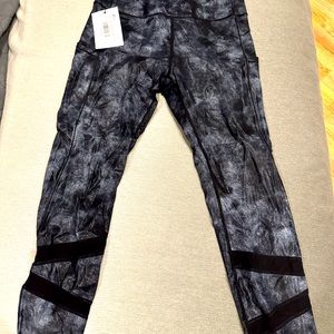 NWTIB Zyia 6-8 Stone mesh leggings